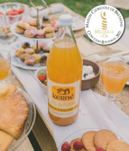 JUS-DE-POMME-KERNE-MEDAILLE-DOR-CONCOURS-BRETAGNE